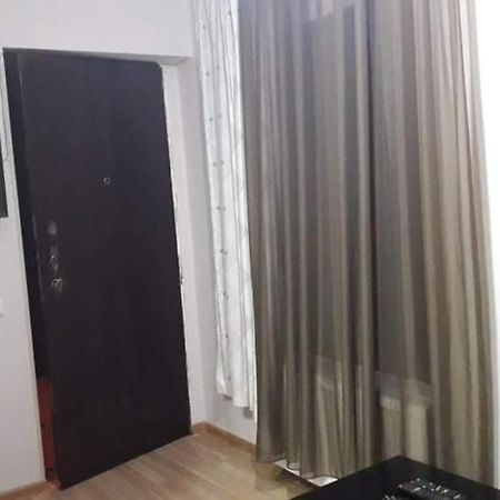 Guesthouse Zeinabi ティビリシ エクステリア 写真