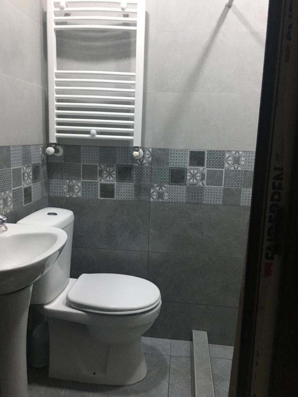 Guesthouse Zeinabi ティビリシ エクステリア 写真